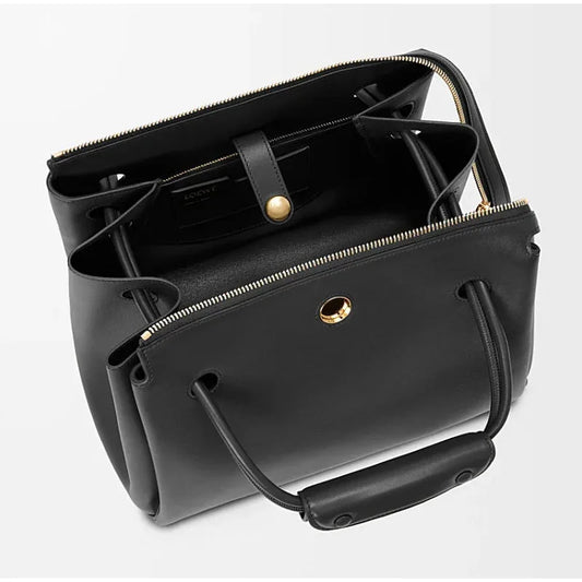 [QCWB202603003]Minimalist Soft Leather Shoulder Bag – Multi-Functional Designer Messenger